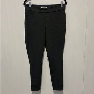 Nine West Dark Gray/Black Pull on Skinny Jeans
